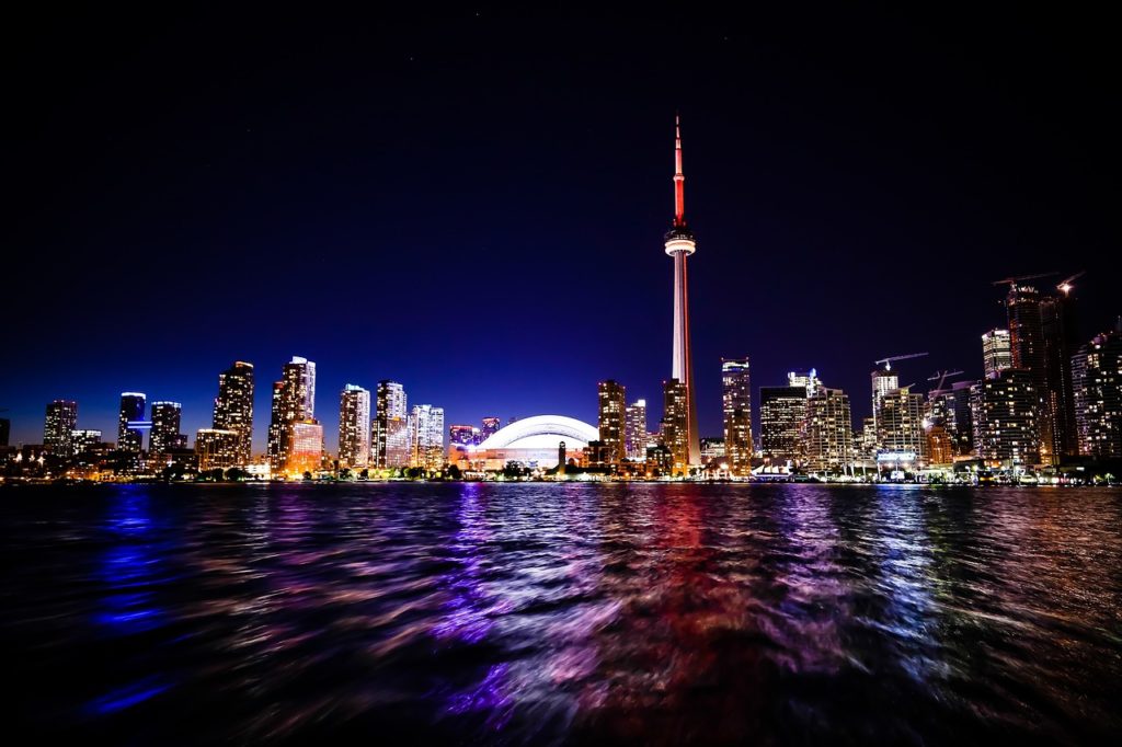 picture of Toronto skyline